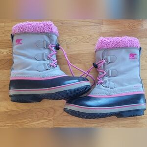 SOREL Kids Waterproof Boot - YOOT PAC™ in Chrome Grey/Orchid - Big Kid 4